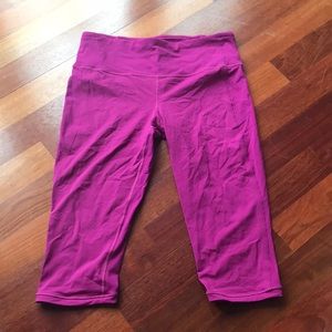 Cropped lululemon leggings!